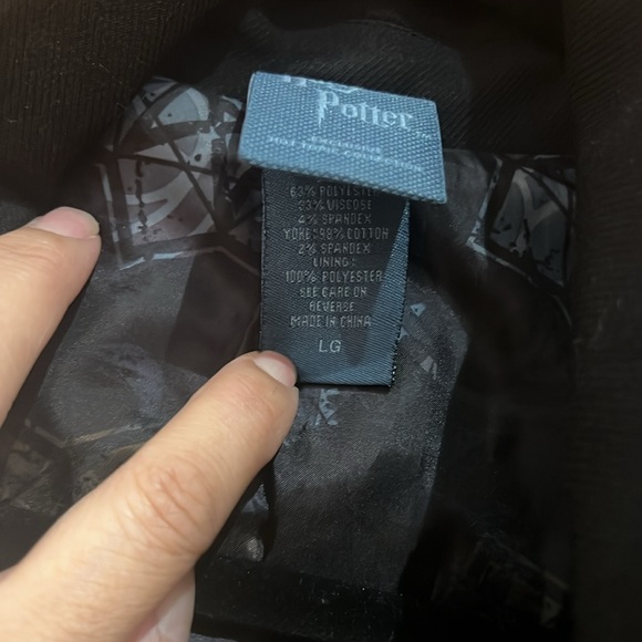 Harry Potter Deathly Hallows Women’s Jacket with hood. - Picture 2 of 3